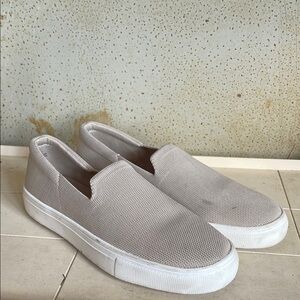 Women’s Gray Slip-On Sneakers